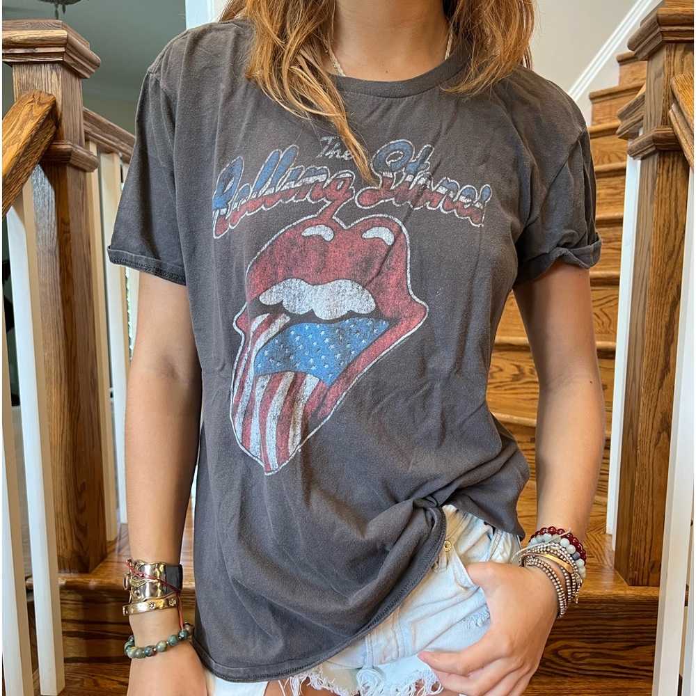 🫦 Rolling Stones Graphic Tee Vintage Style Size Large #rollingstones